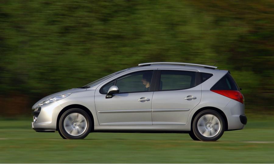  Peugeot 207 SW 2008 года  (фото 35 из 71)